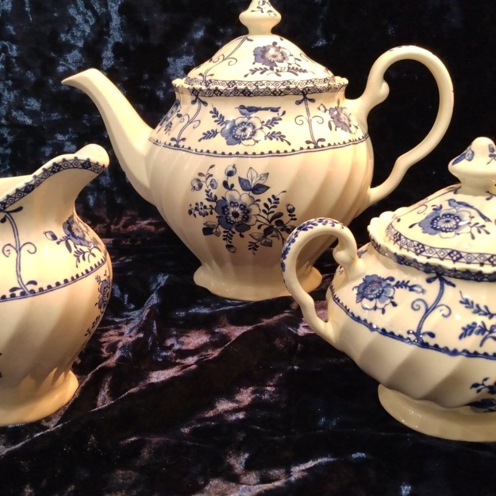 Vintage Johnson Bros. Blue Indies Tea Set